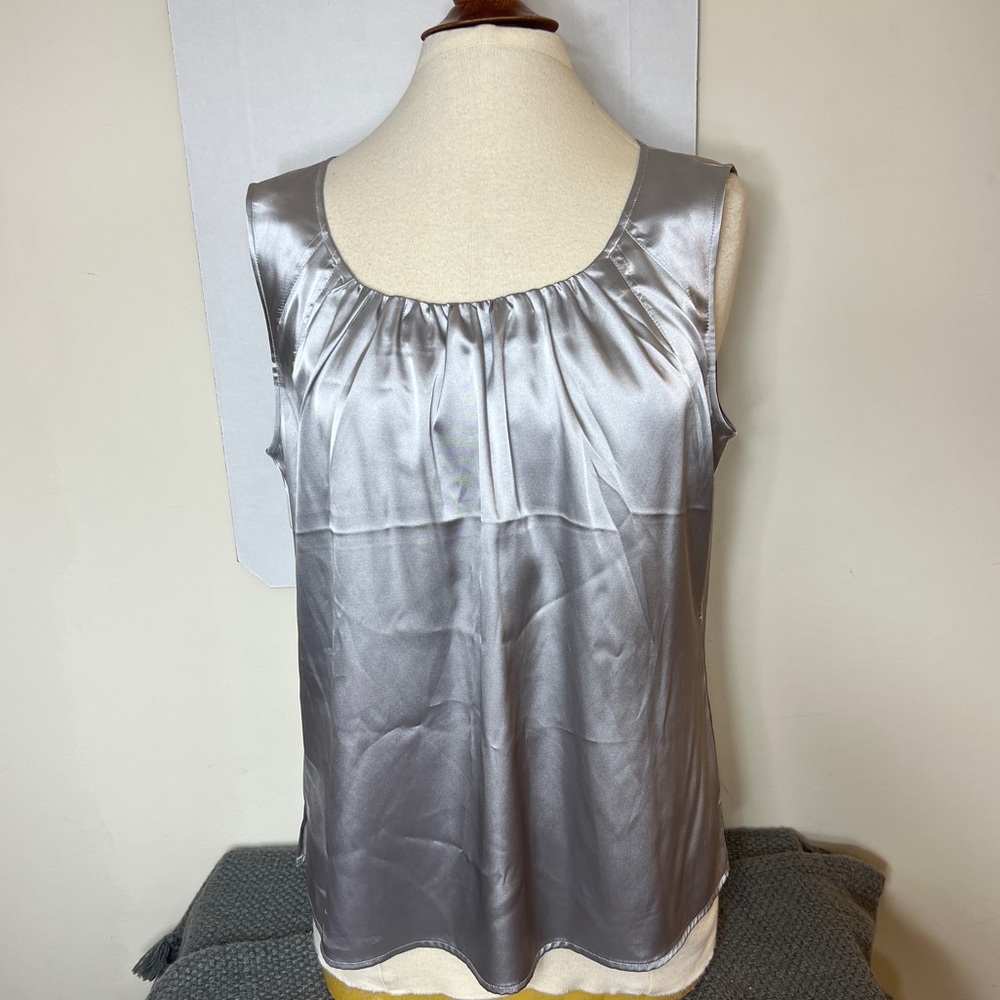 Chico's Silky Splendor Gloria Tank Metallic Silver Sleeveless Size 2 / Large NWT